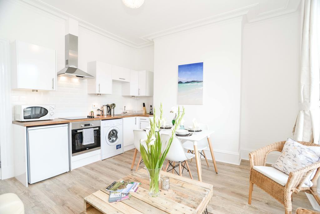 Modern Central Apartment Aberdeen Eksteriør billede