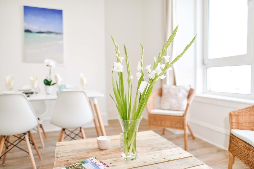 Modern Central Apartment Aberdeen Værelse billede